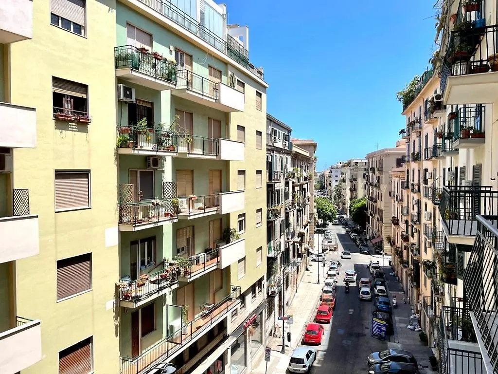 ** Guest house Le Stanze Di Ruggero Hotel Palermo Italy